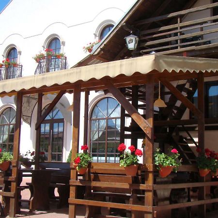 Hotel Casa Hora Suczawa Zewnętrze zdjęcie