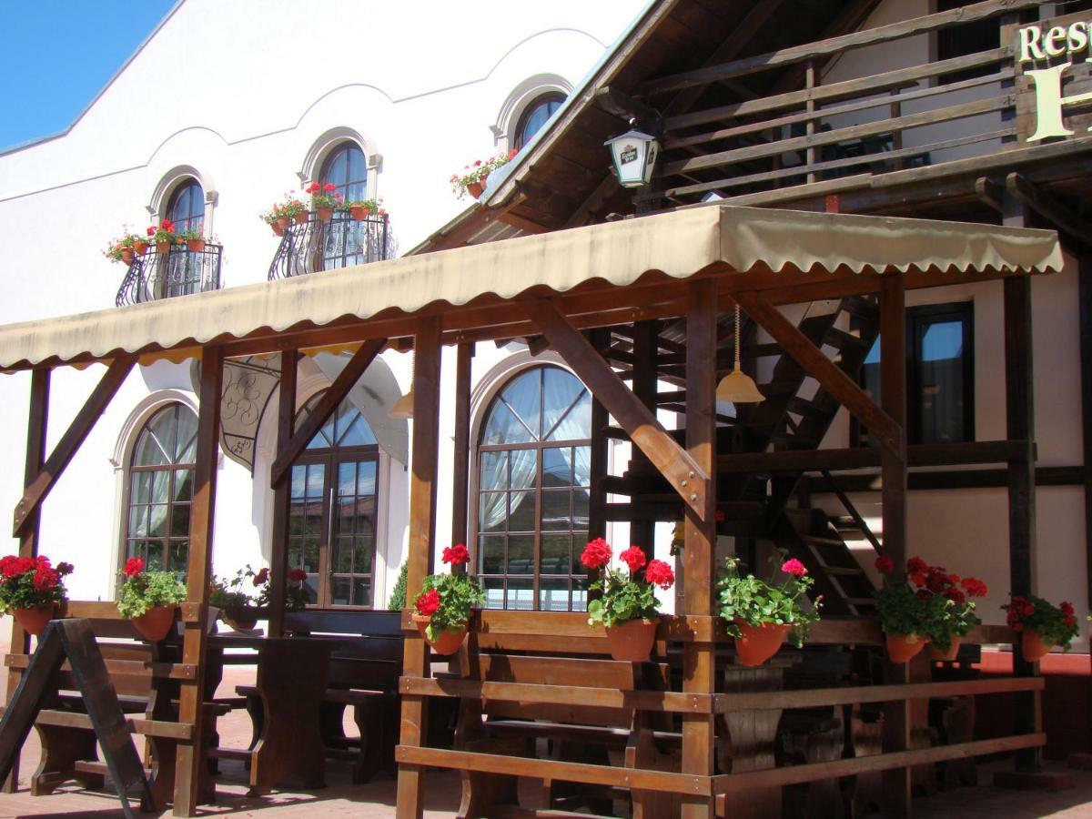 Hotel Casa Hora Suczawa Zewnętrze zdjęcie